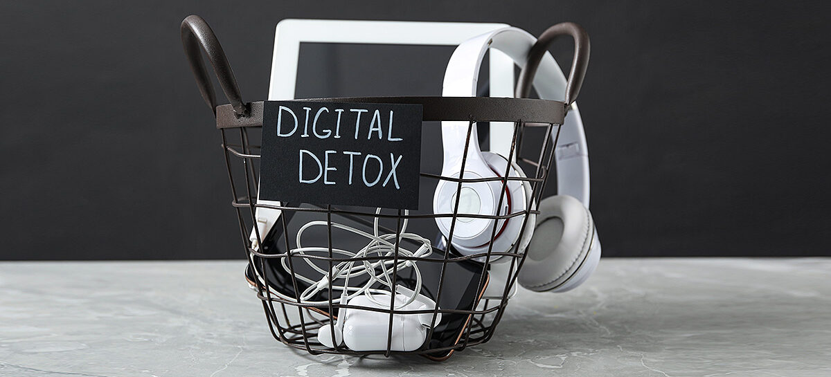 Digital Detox – Reducing Screen Time and Improving Mental Health